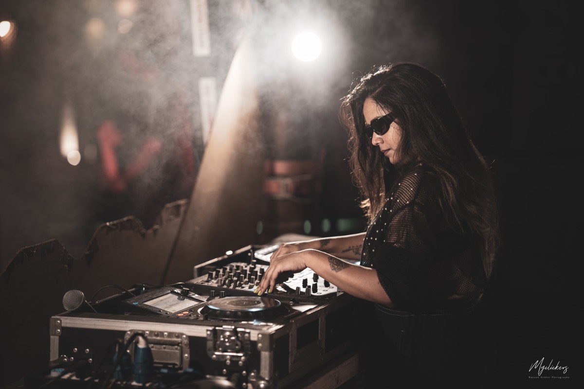 DJ Akaya