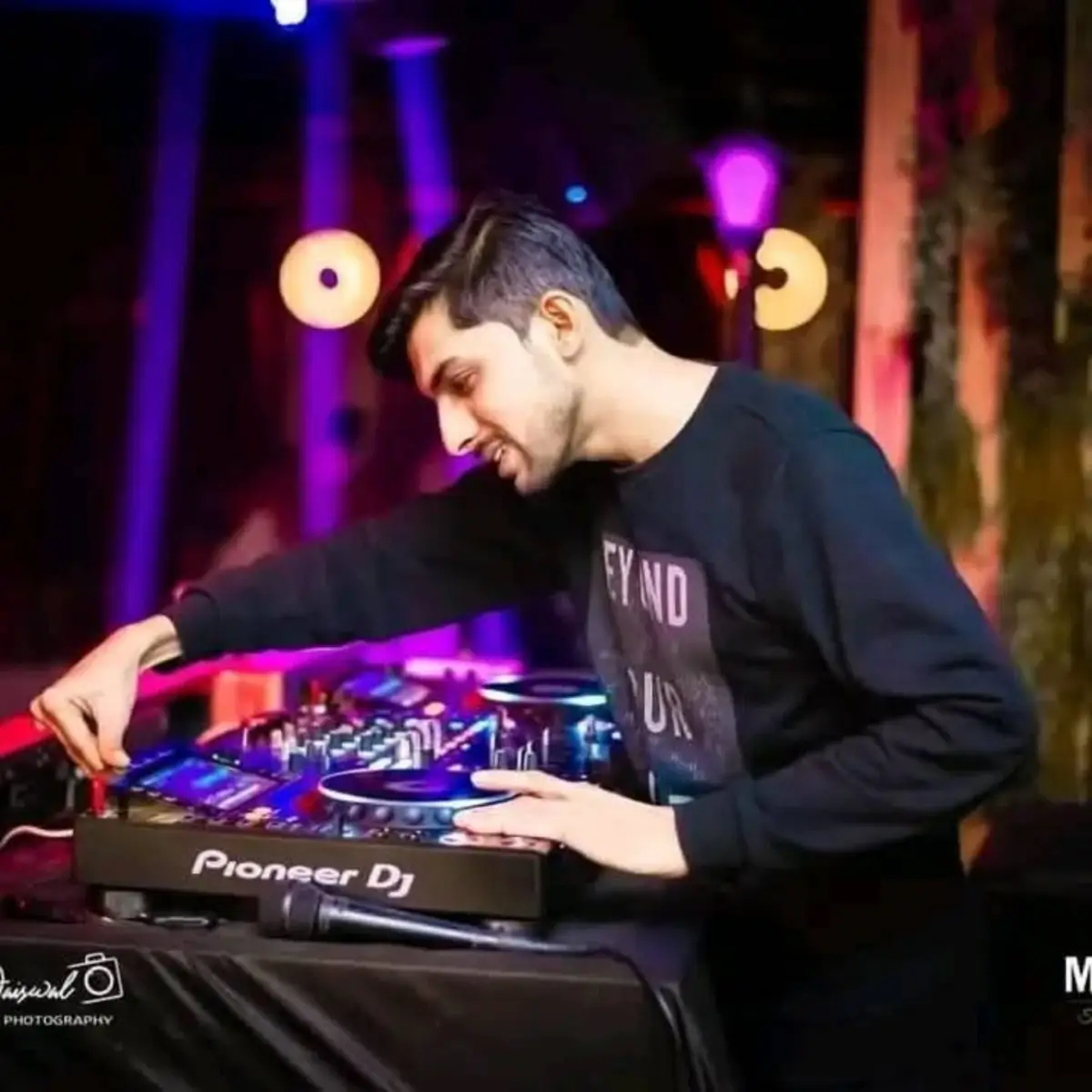 Dj Nakul